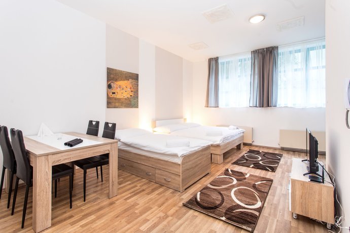 Imagen de la habitación del Hotel Terrace Prague. Foto 11