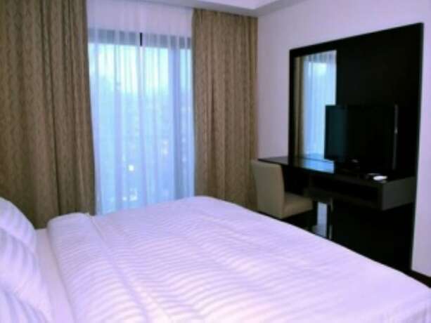 Imagen general del Hotel Terrace Subic Bay. Foto 10