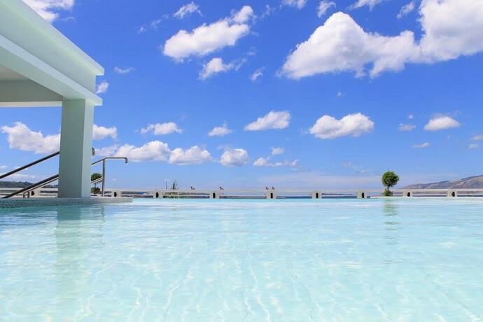 Imagen general del Hotel Terrace Subic Bay. Foto 11