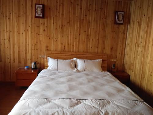 Imagen de la habitación del Hotel Terrace Villa. Foto 3