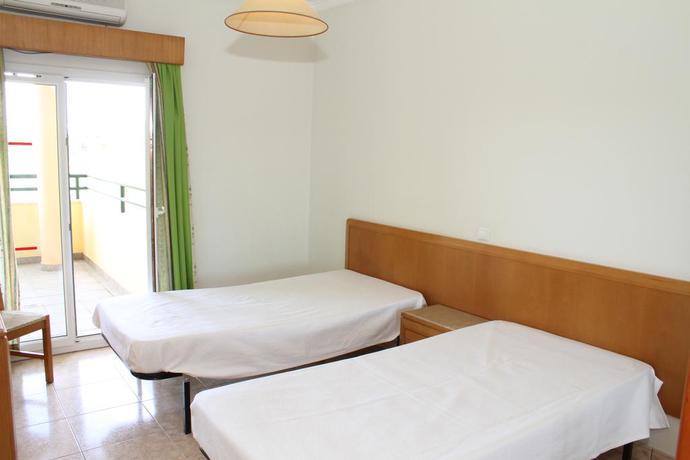 Imagen de la habitación del Hotel Terracos Do Vau Aparthotel. Foto 2