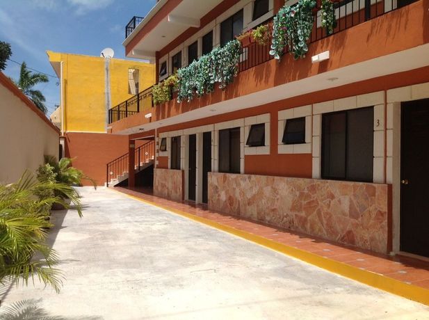 Imagen de la habitación del Hotel Terracota Corner Room. Foto 4