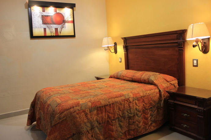 Imagen de la piscina del Hotel Terracota Corner Room. Foto 13