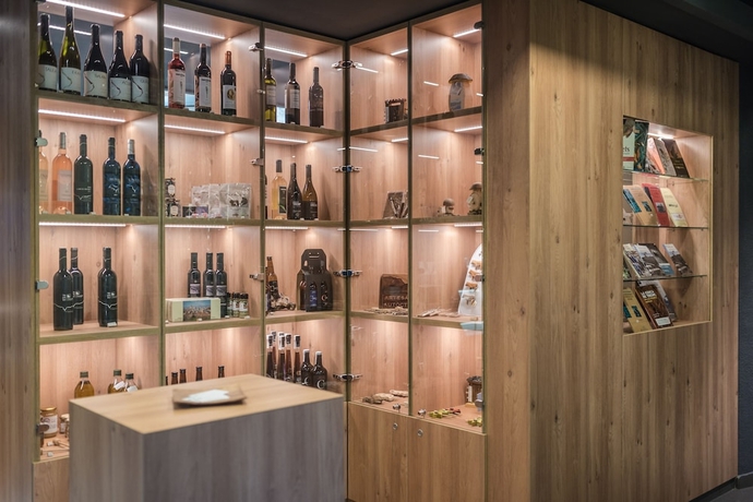 Imagen de los interiores del Hotel Terradets. Foto 17