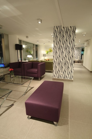 Imagen de los interiores del Hotel Terrado Lyon. Foto 17