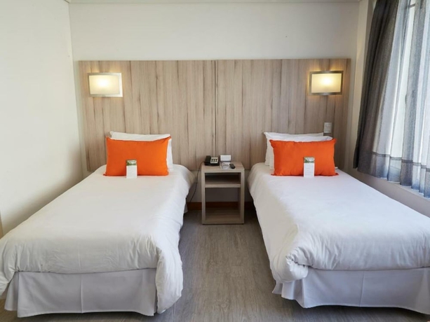 Imagen de la habitación del Hotel Terrado Lyon. Foto 15
