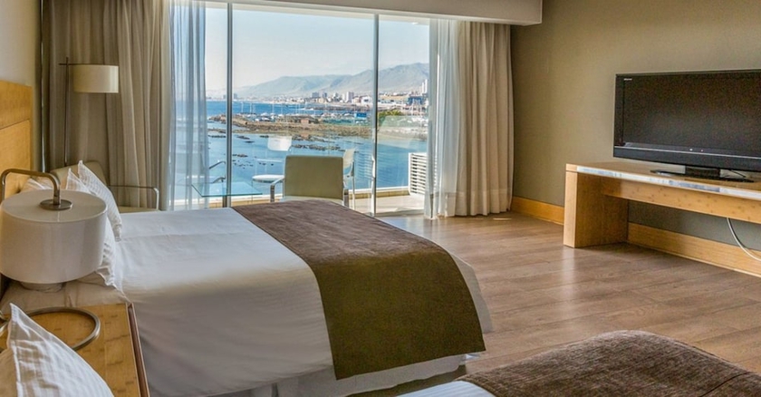 Imagen de la habitación del Hotel Terrado Suites Antofagasta. Foto 9