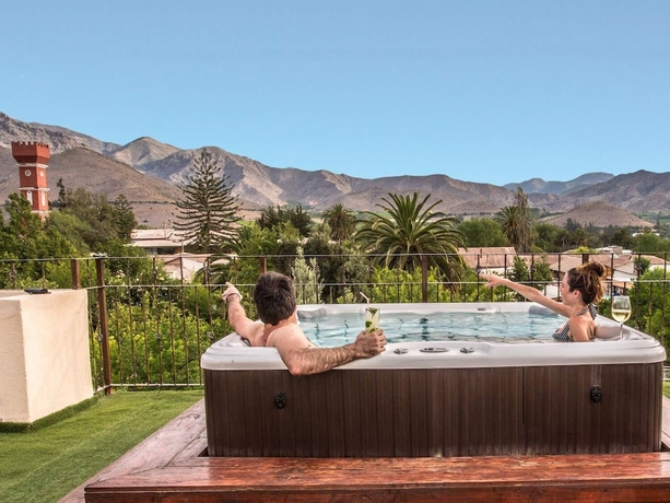 Imagen de la piscina del Hotel Terral and Spa. Foto 17