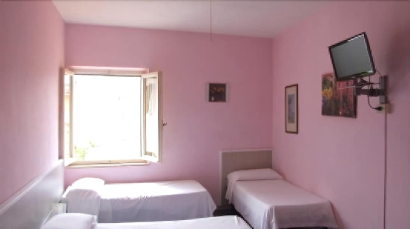 Imagen de la habitación del Hotel Terranova, Pisa. Foto 3