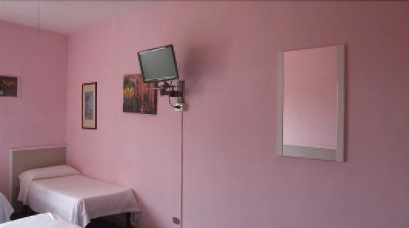 Imagen de la habitación del Hotel Terranova, Pisa. Foto 12