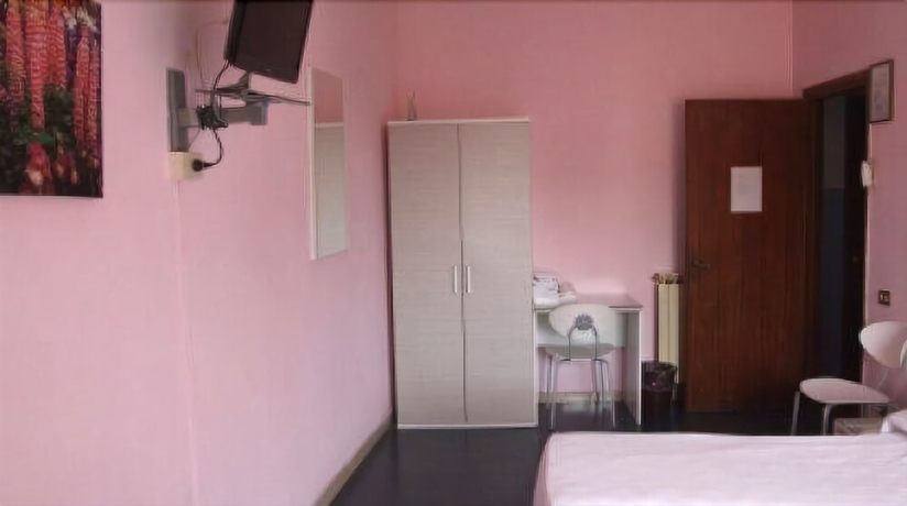 Imagen de la habitación del Hotel Terranova, Pisa. Foto 16