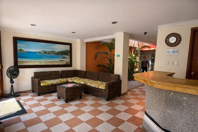 Imagen de los interiores del Hotel Terranova SM. Foto 9