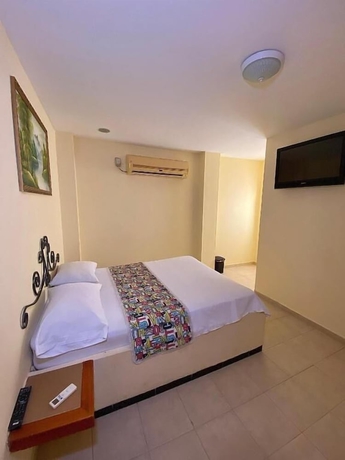 Imagen de la habitación del Hotel Terranova SM. Foto 7