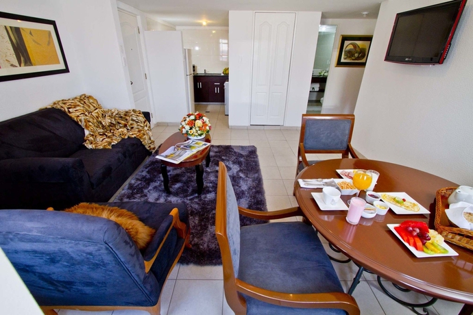 Imagen de los interiores del Hotel Terranova Suites. Foto 12