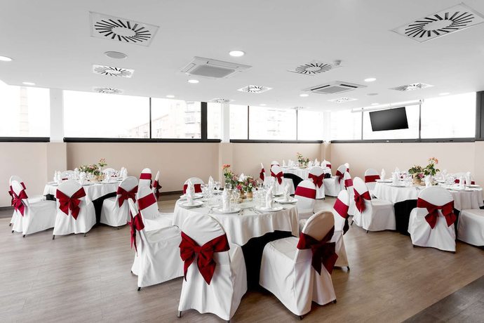 Imagen de los interiores del Hotel Terrassa Confort. Foto 24