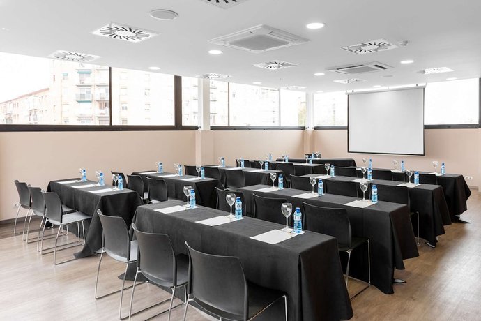 Imagen de los interiores del Hotel Terrassa Confort. Foto 25