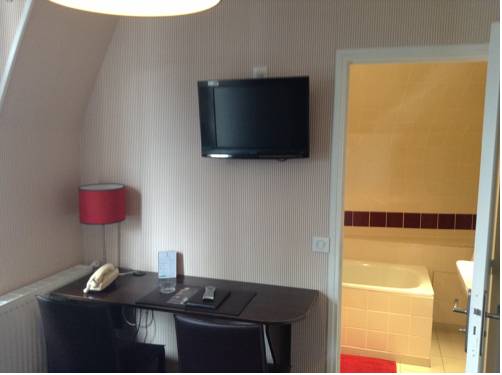 Imagen de la habitación del Hotel Terrasse. Foto 16