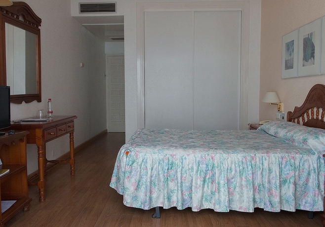 Imagen de la habitación del Hotel Terraza Carmona. Foto 11