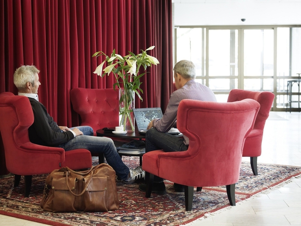 Imagen de los interiores del Hotel Terraza. Foto 14