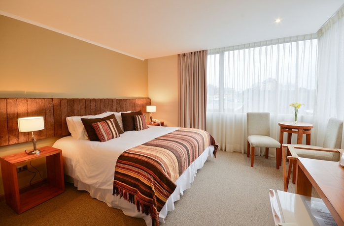 Imagen de la habitación del Hotel Terraza Suite. Foto 7