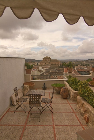 Imagen de los exteriores del Hotel Terrazas A La Plaza. Foto 12