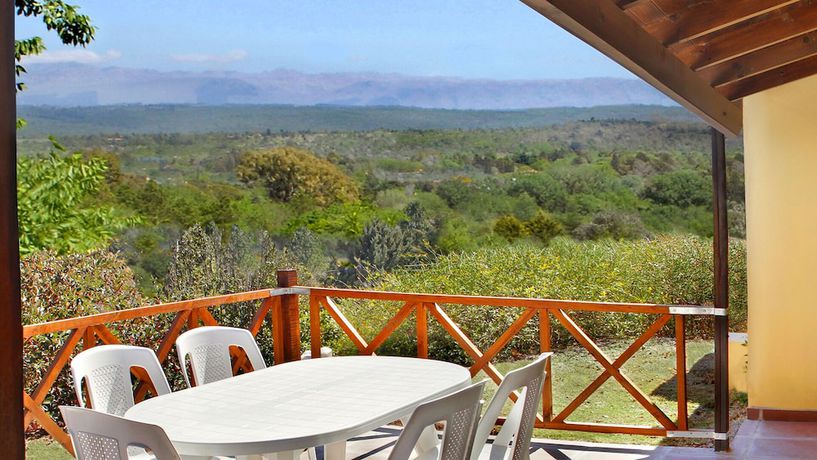 Imagen de la habitación del Hotel Terrazas Club de Monta&ntilde;a. Foto 9