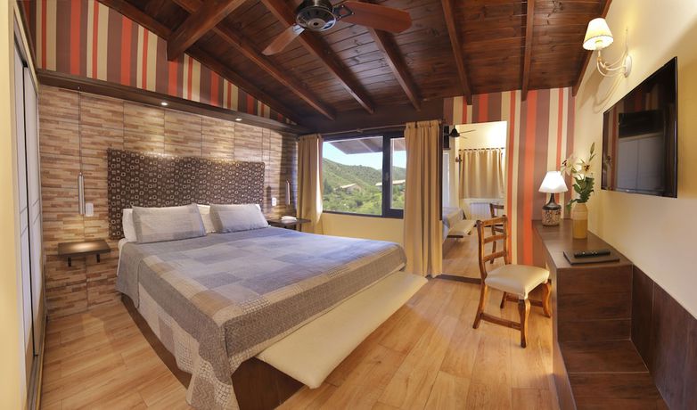 Imagen de la habitación del Hotel Terrazas Club de Monta&ntilde;a. Foto 12