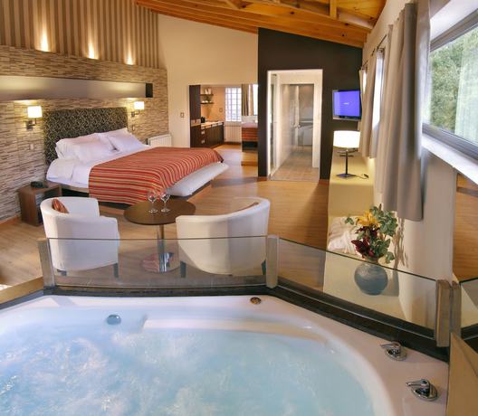 Imagen de la habitación del Hotel Terrazas Club de Monta&ntilde;a. Foto 13