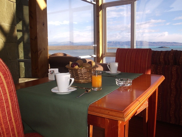 Imagen del bar/restaurante del Hotel Terrazas Del Calafate. Foto 3