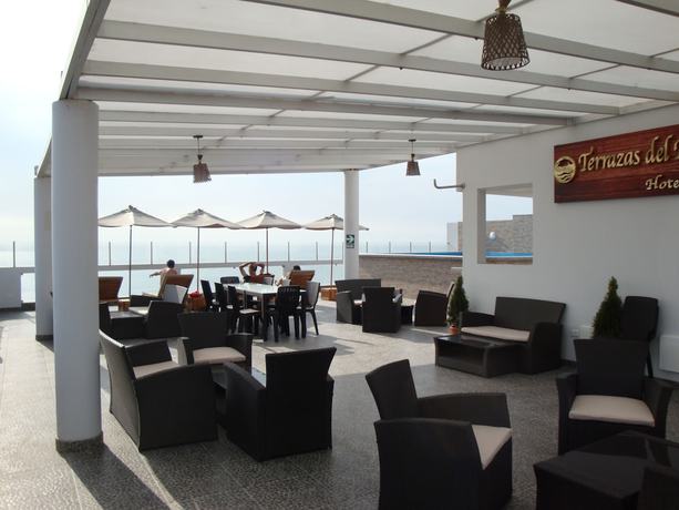 Imagen de los exteriores del Hotel Terrazas Del Mar. Foto 15