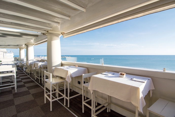Imagen del bar/restaurante del Hotel Terrazza Marconi and Spamarine. Foto 3