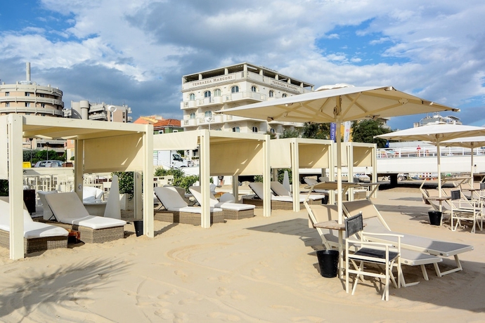 Imagen de los exteriores del Hotel Terrazza Marconi and Spamarine. Foto 12