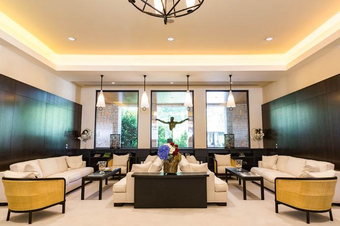 Imagen de los interiores del Hotel Terre Blanche Spa Golf Resort. Foto 20