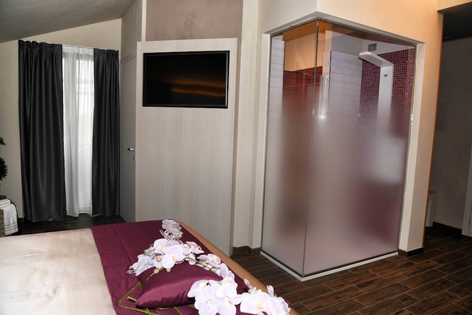 Imagen de la habitación del Hotel Terre Dei Salici. Foto 11