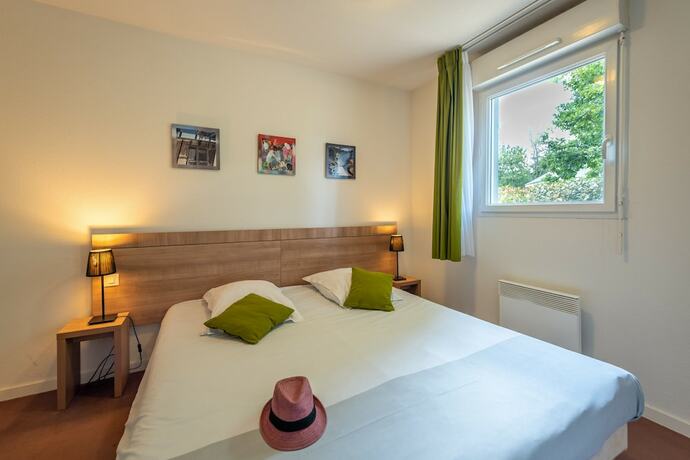 Imagen de la habitación del Hotel Terres De France - Le Domaine Du Golf. Foto 16