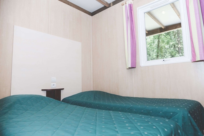 Imagen de la habitación del Hotel Terres De France - Moncontour Active Park. Foto 6