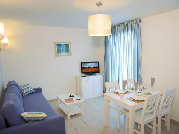 Imagen de los interiores del Hotel Terres de Frace- Résidence Du Golf De La Cabre D'or. Foto 16