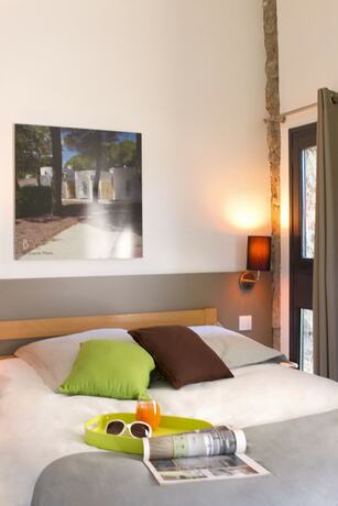 Imagen de la habitación del Hotel Terres de France - Domaine des Vans. Foto 15