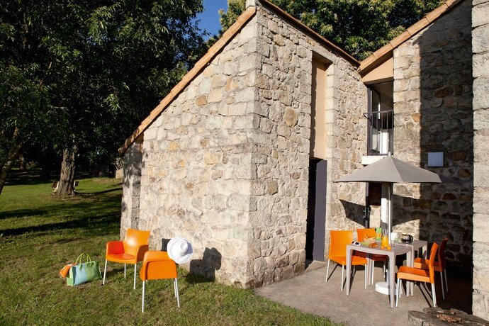Imagen de la habitación del Hotel Terres de France - Domaine des Vans. Foto 17
