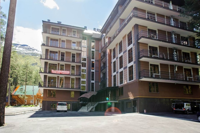 Imagen de los exteriores del Hotel Terskol. Foto 17