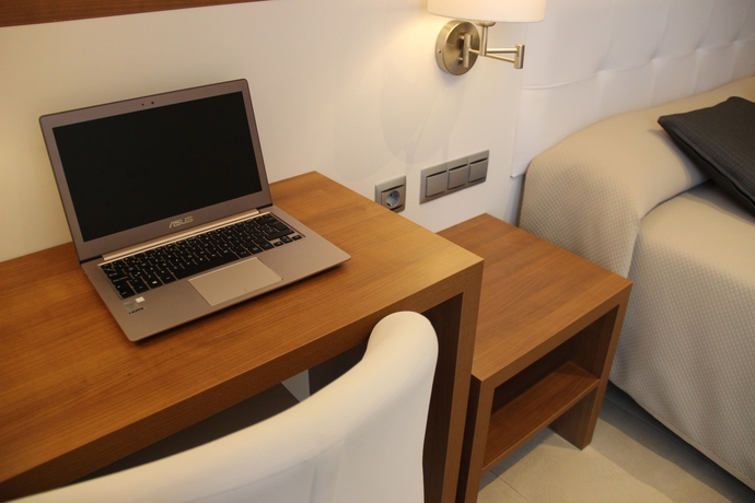 Imagen de la habitación del Hotel Teruel. Foto 12