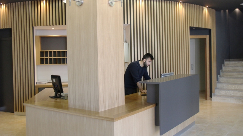 Imagen de los interiores del Hotel Teruel. Foto 18