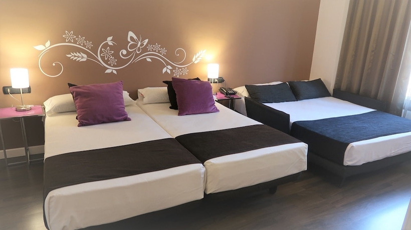 Imagen de la habitación del Hotel Teruel Plaza. Foto 7