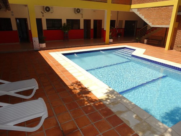 Imagen de la piscina del Hotel Terwindt. Foto 15