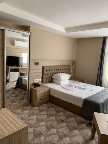 Imagen de la habitación del Hotel Terzioglu. Foto 8