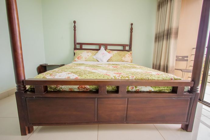 Imagen de la habitación del Hotel Tesh. Foto 4