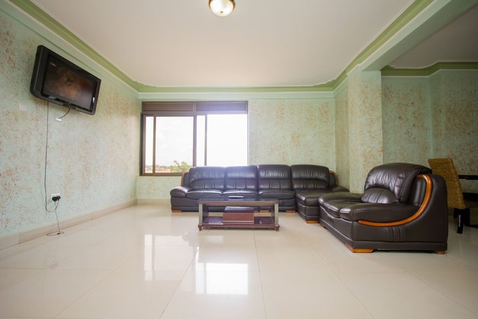 Imagen de los interiores del Hotel Tesh. Foto 19