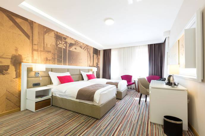 Imagen general del Hotel Tesla - Smart Stay. Foto 1
