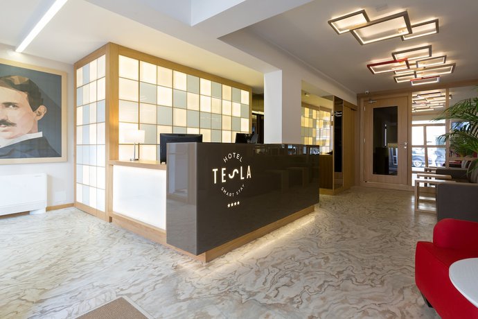 Imagen de los interiores del Hotel Tesla - Smart Stay. Foto 18