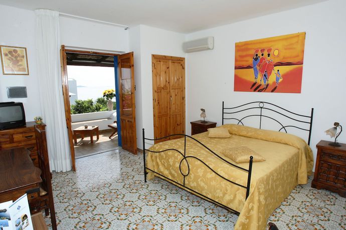 Imagen de la habitación del Hotel Tesoriero. Foto 5